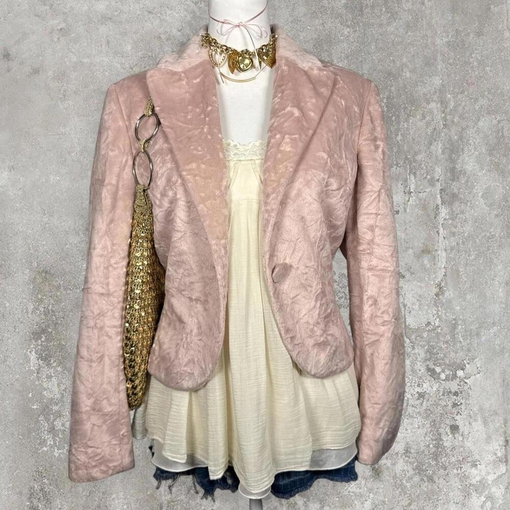 vintage pink bandolini blazer‎ with tie back belt that has sequins and ribbons